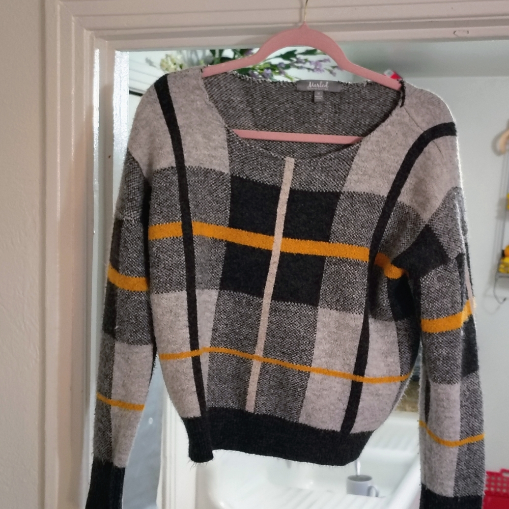 Stylish Plaid Sweater with Yellow Accents SEMI CROP EARTHTONES WARM COMFY COZY